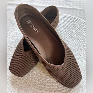 VIVAIA Espresso Margot 2.0 Square Toe V-Cut Flats Sz 6.5 EU 37 Excellent